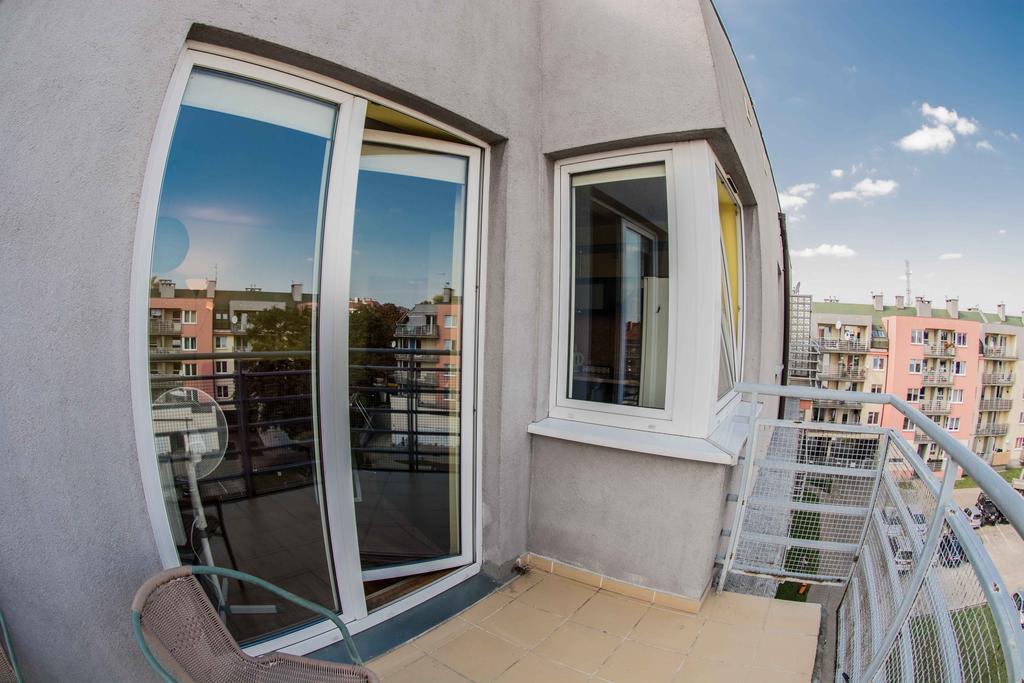 Red Apartment Βρότσλαβ Δωμάτιο φωτογραφία